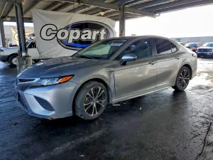 Toyota Camry L 2.5L 4 2018