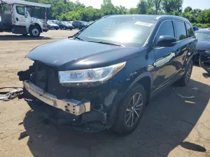 Toyota Highlander 3.5L 6 2019