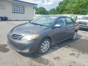 Toyota Corolla 1.8L 4 2013