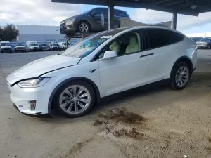 Tesla Model X 2018