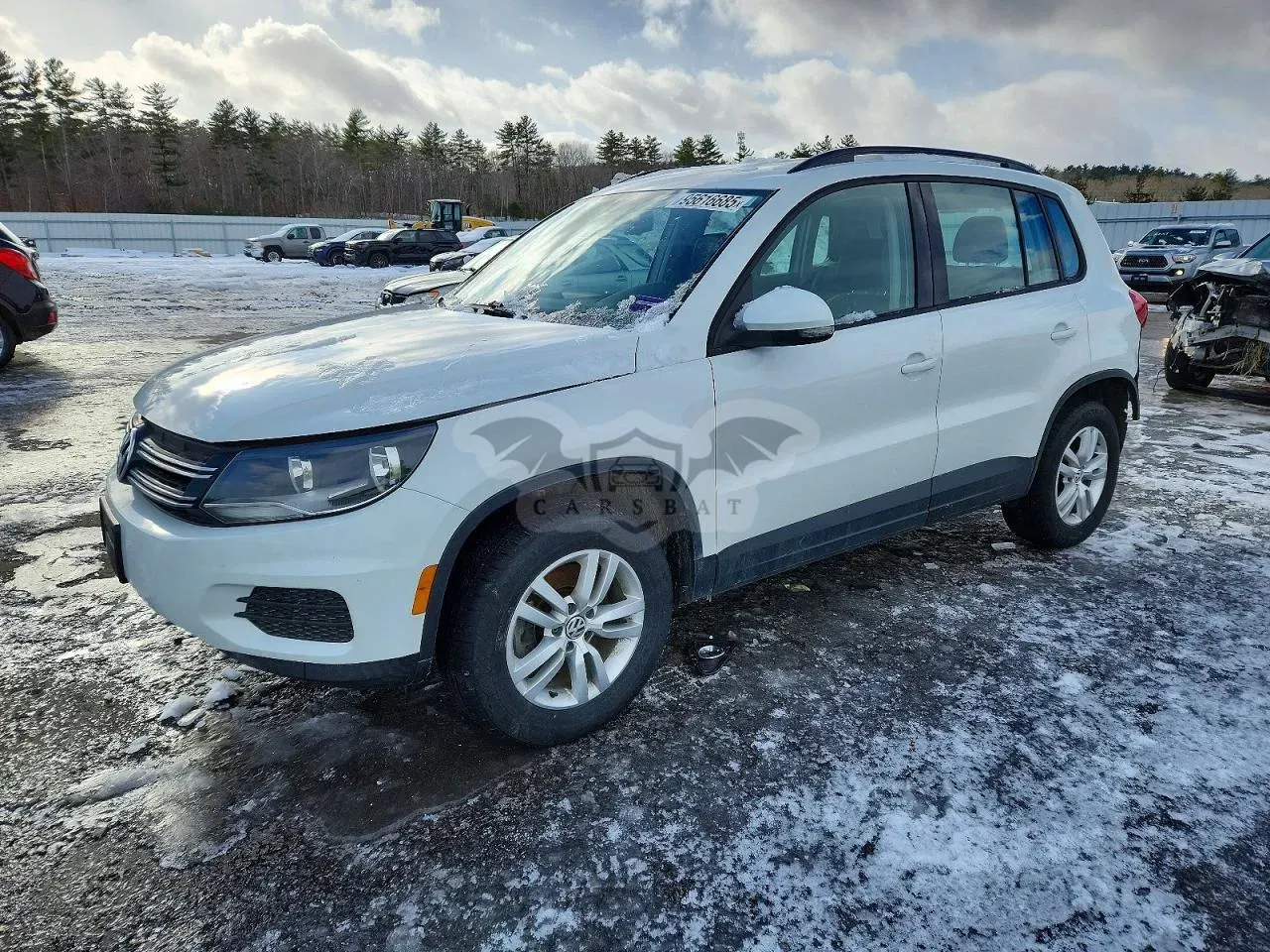 Volkswagen Tiguan S 2.0L 4 2016