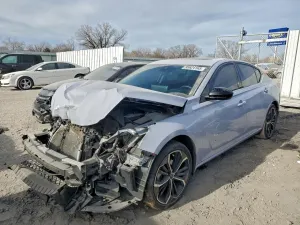 Nissan Altima SR 2.5L 4 2024