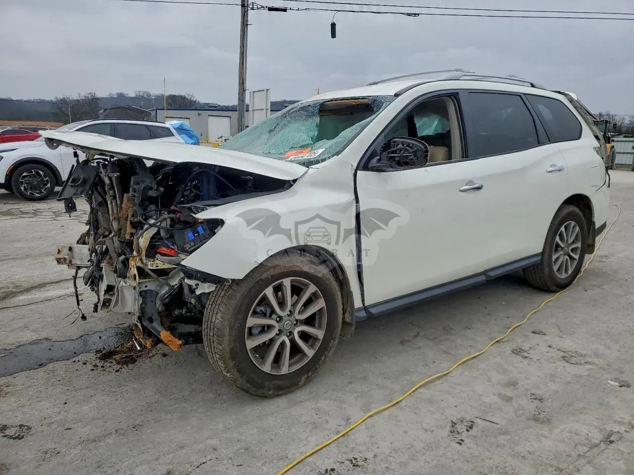 Nissan Pathfinder S 3.5L 6 2013