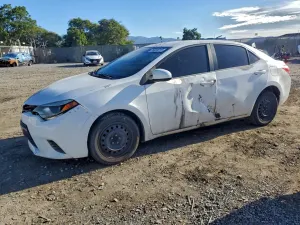 Toyota Corolla L 1.8L 4 2015