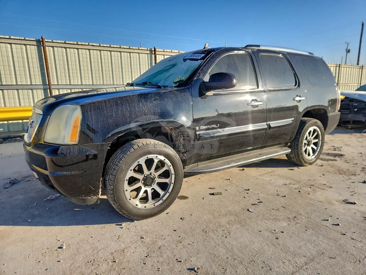 GMC Yukon DENALI 6.2L 8 2007