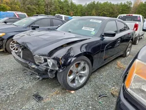 Dodge Charger SE 3.6L 6 2013