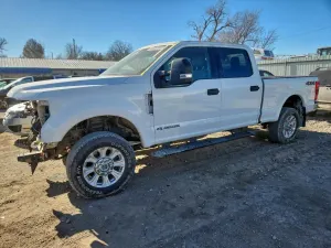 Ford F-250 SUPER DUTY 6.7L 8 2021