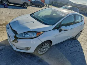 Ford Fiesta TITANIUM 1.6L 4 2015