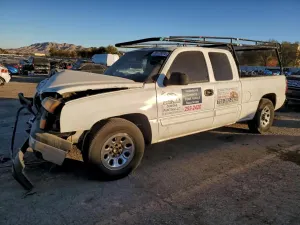 Chevrolet Silverado 1500 C1500 5.3L 8 2005