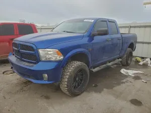 RAM 1500 ST 5.7L 8 2015