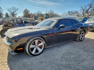 Dodge Challenger SRT-8 6.1L 8 2010