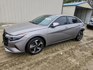 Hyundai Elantra SEL 2.0L 4 2023