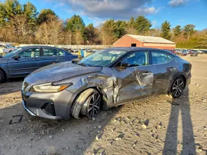 Nissan Maxima SV 3.5L 6 2023