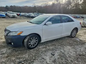 Toyota Camry BASE 2.5L 4 2010