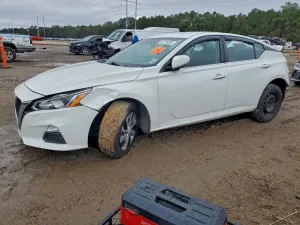 Nissan Altima S 2.5L 4 2019
