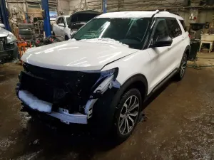 Ford Explorer 2.3L 4 2023