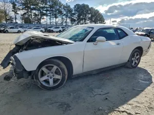 Dodge Challenger SE 3.5L 6 2010