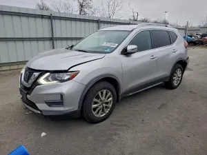 Nissan Rogue S 2.5L 4 2020