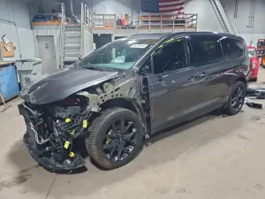 Chrysler Pacifica LIMITED 3.6L 6 2022