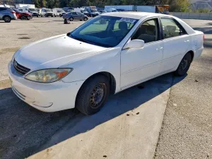 Toyota Camry LE 2.4L 4 2003