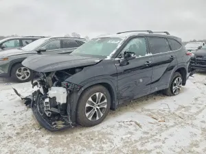 Toyota Highlander L 2.4L 4 2023