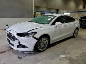 Ford Fusion SE 2.0L 4 2016