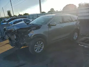 Kia Sorento LX 2.4L 4 2017