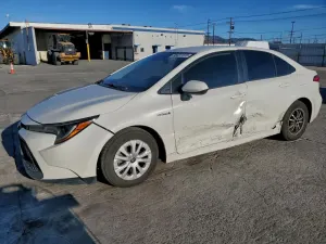 Toyota Corolla LE 1.8L 4 2020
