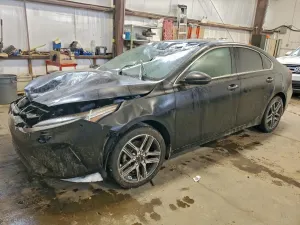 Kia Cerato / Forte / K3 EX 2 L 4 2023