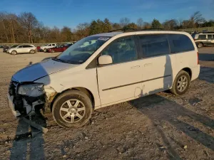 Chrysler Town & Country TOURING 3.8L 6 2010