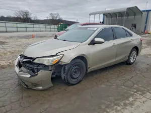 Toyota Camry LE 2.5L 4 2016