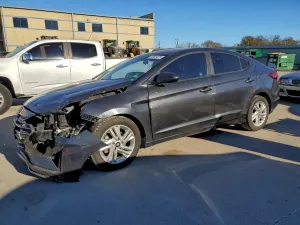Hyundai Elantra SEL 2.0L 4 2020