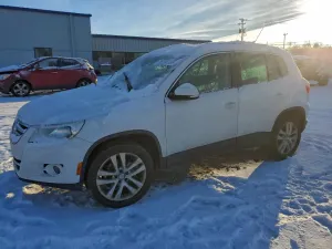 Volkswagen Tiguan S 2.0L 4 2011
