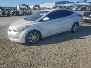 Hyundai Elantra GLS 1.8L 4 2012
