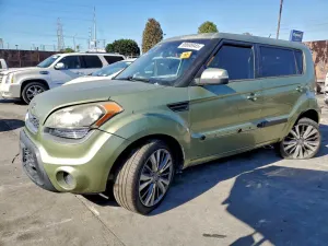 Kia Soul 2.0L 4 2012