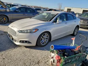 Ford Fusion SE 1.6L 4 2013