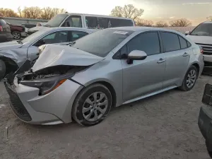 Toyota Corolla LE 1.8L 4 2021