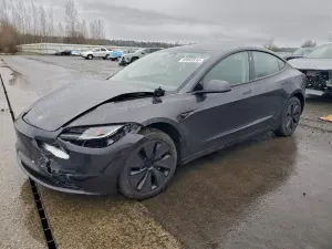 Tesla Model 3 2025