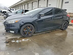 Ford Focus ST 2.0L 4 2017