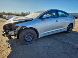 Hyundai Elantra SE 2.0L 4 2017