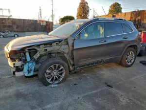 Jeep Cherokee LATITUDE PLUS 2.4L 4 2021