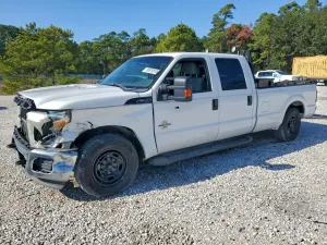 Ford F-350 SUPER DUTY 6.7L 8 2012