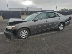 Toyota Camry LE 2.4L 4 2002