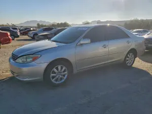 Toyota Camry LE 2.4L 4 2002