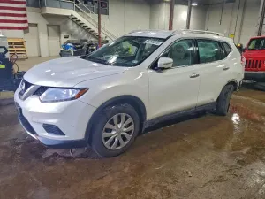 Nissan Rogue S 2.5L 4 2014