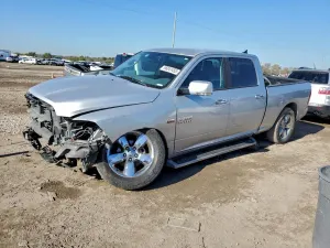 RAM 1500 SLT 5.7L 8 2016