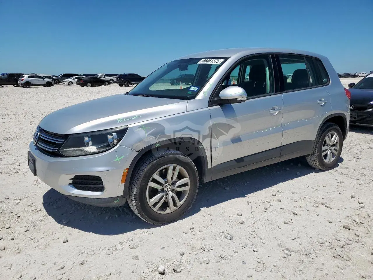 Volkswagen Tiguan S 2.0L 4 2014