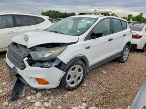 Ford Escape S 2.5L 4 2018