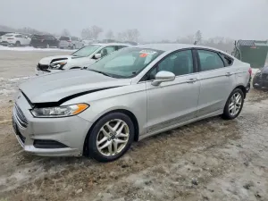 Ford Fusion SE 2.5L 4 2015