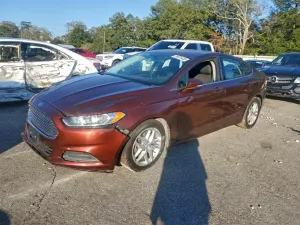 Ford Fusion SE 2.5L 4 2015